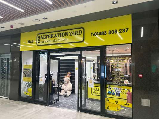 Retail to let - Unit 3, Wolsey Walk, Wolsey Place, Woking, GU21 6XU