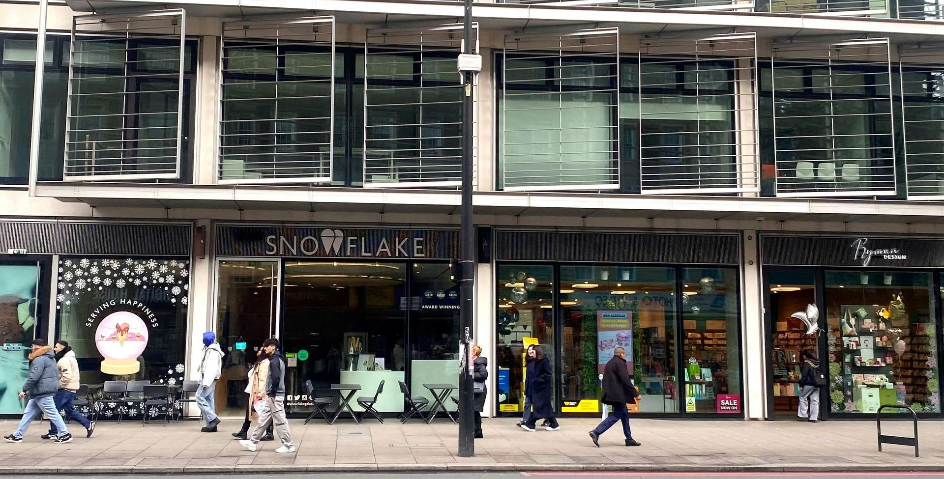 Retail to let - Marble Arch House, 44 Edgware Road, Marylebone, W2 2EH