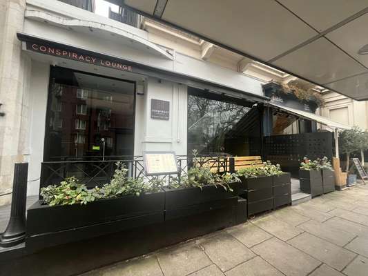 Leisure to let - 1E Palace Gate, Kensington, W8 5LS