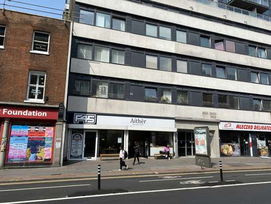 Retail to let - Green Dragon House, Unit 70, Green Dragon House, Croydon, CR0 9XN