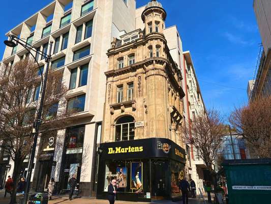 Retail to let - 386 Oxford Street, West End, W1C 1JS
