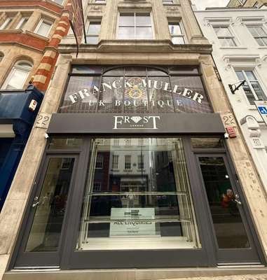 Commercial property to let - 22 Brook Street, Mayfair, W1K 5DF