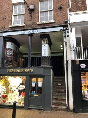 Retail to let - 20 Eastgate Row, Chester, CH1 1LE