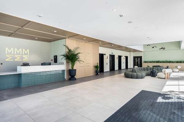 Office to let - Mosaic East - Knolly's, 17 Addiscombe Road, Croydon, CR0 6SR