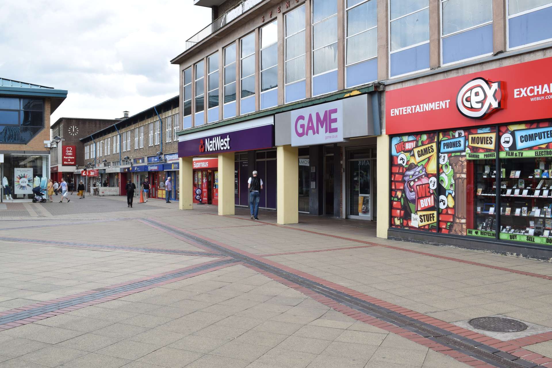 Savills 27 Corporation Street, Willow Place & Corby Town Shopping