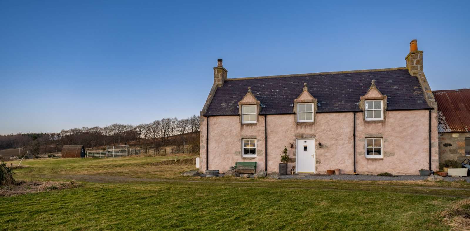 Wester Braehead & Woodside Cottage, Tarland, Aboyne, Aberdeenshire