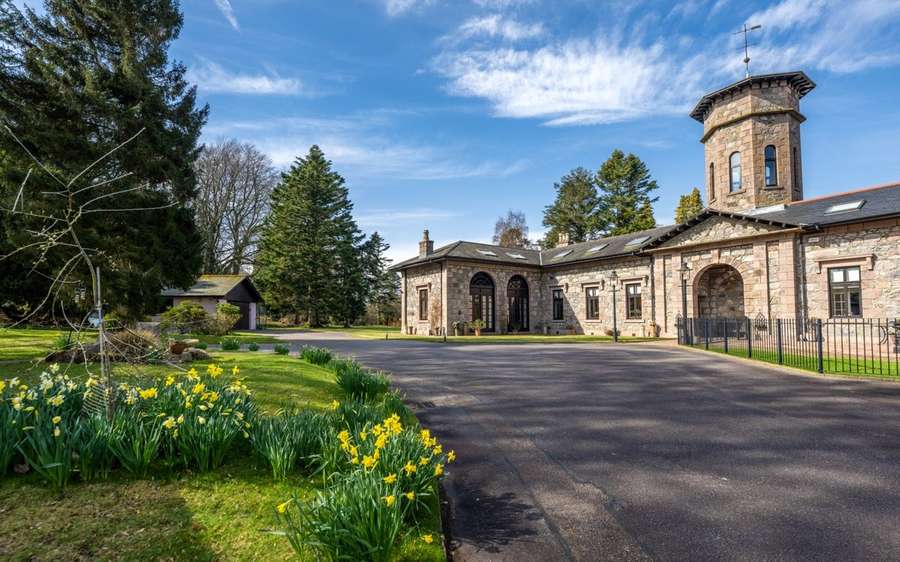 Tower Wing, Durris Stables, Durris, Kincardineshire, AB31 6BD Property for sale Savills