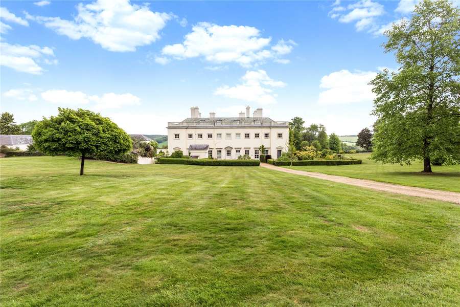 Shardeloes, Missenden Road, Amersham, Buckinghamshire, HP7 0RL