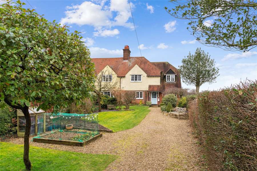 Horseshoe Cottages, Parrotts Lane, Buckland Common, Tring, HP23 6NX Property for sale Savills