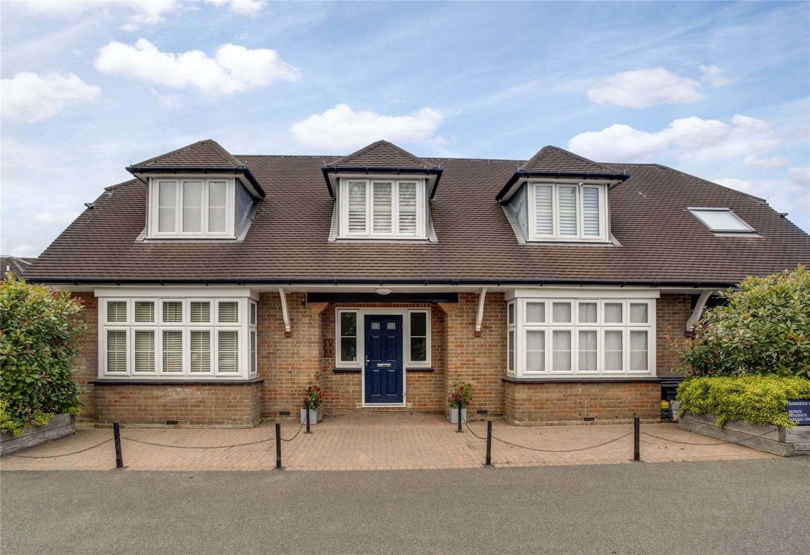 Kerridge House, 42 Woodside Close, Amersham, Buckinghamshire, HP6 5EF