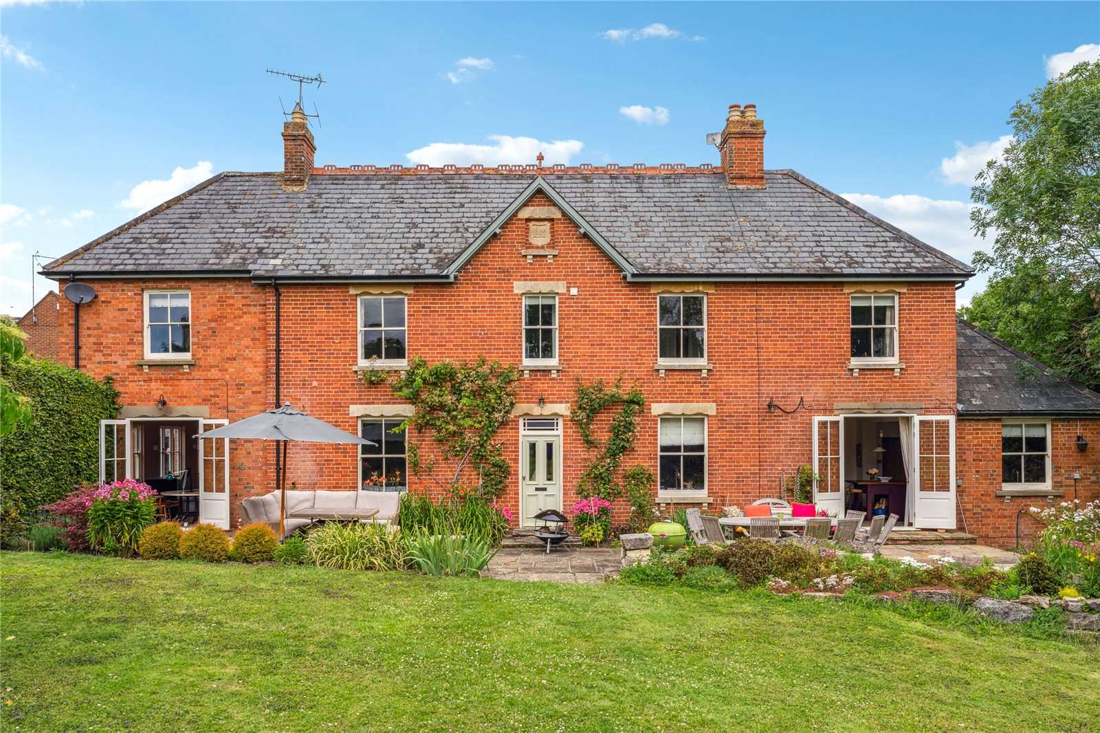 Lower Road, Hardwick, Aylesbury, Buckinghamshire, HP22 4DZ Property