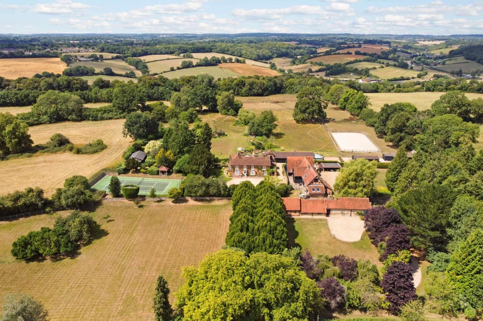 Houses for sale in Micklefield Green, Hertfordshire | Savills