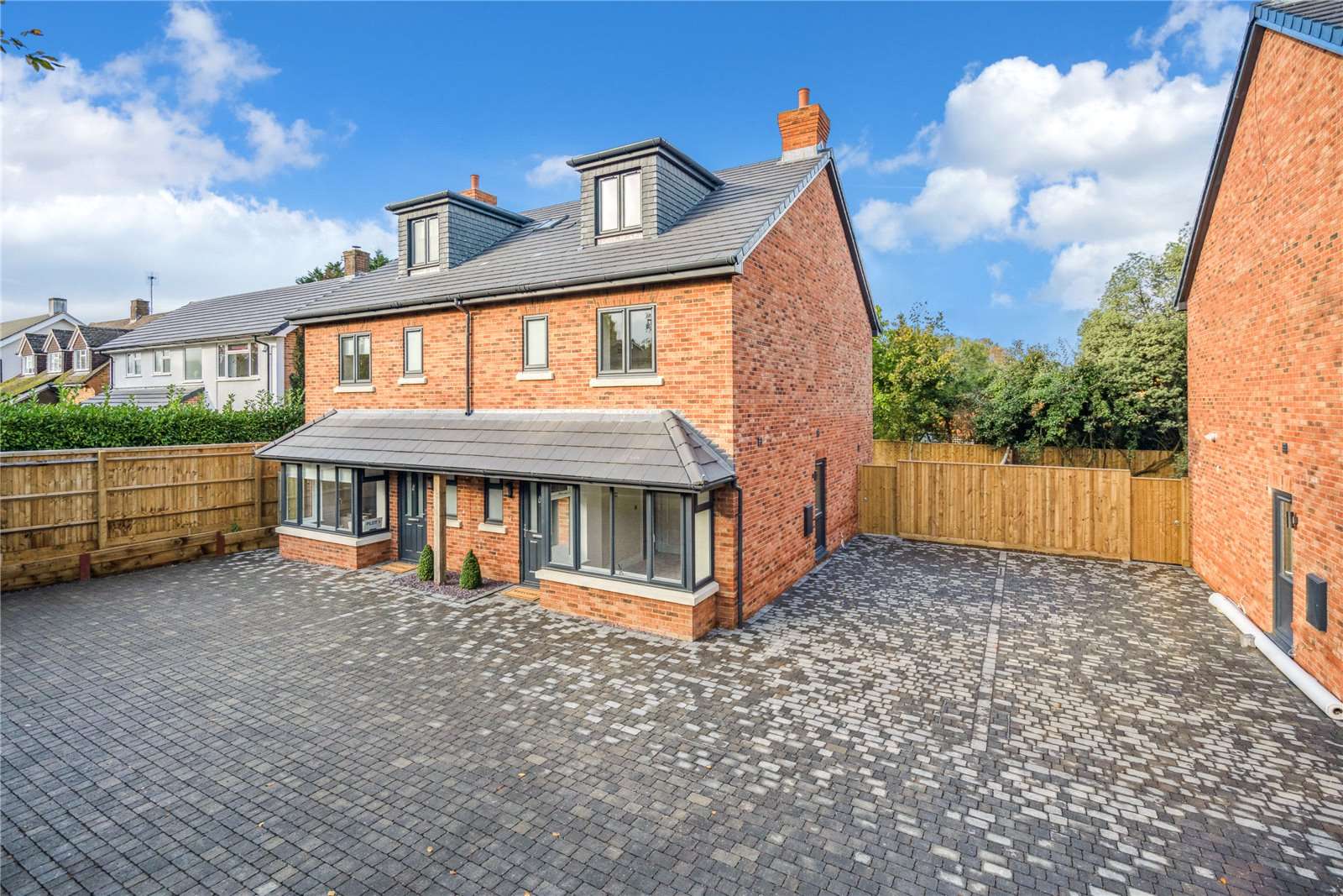 The Mayflowers, Mayflower Way, Beaconsfield, Buckinghamshire, HP9 1UE