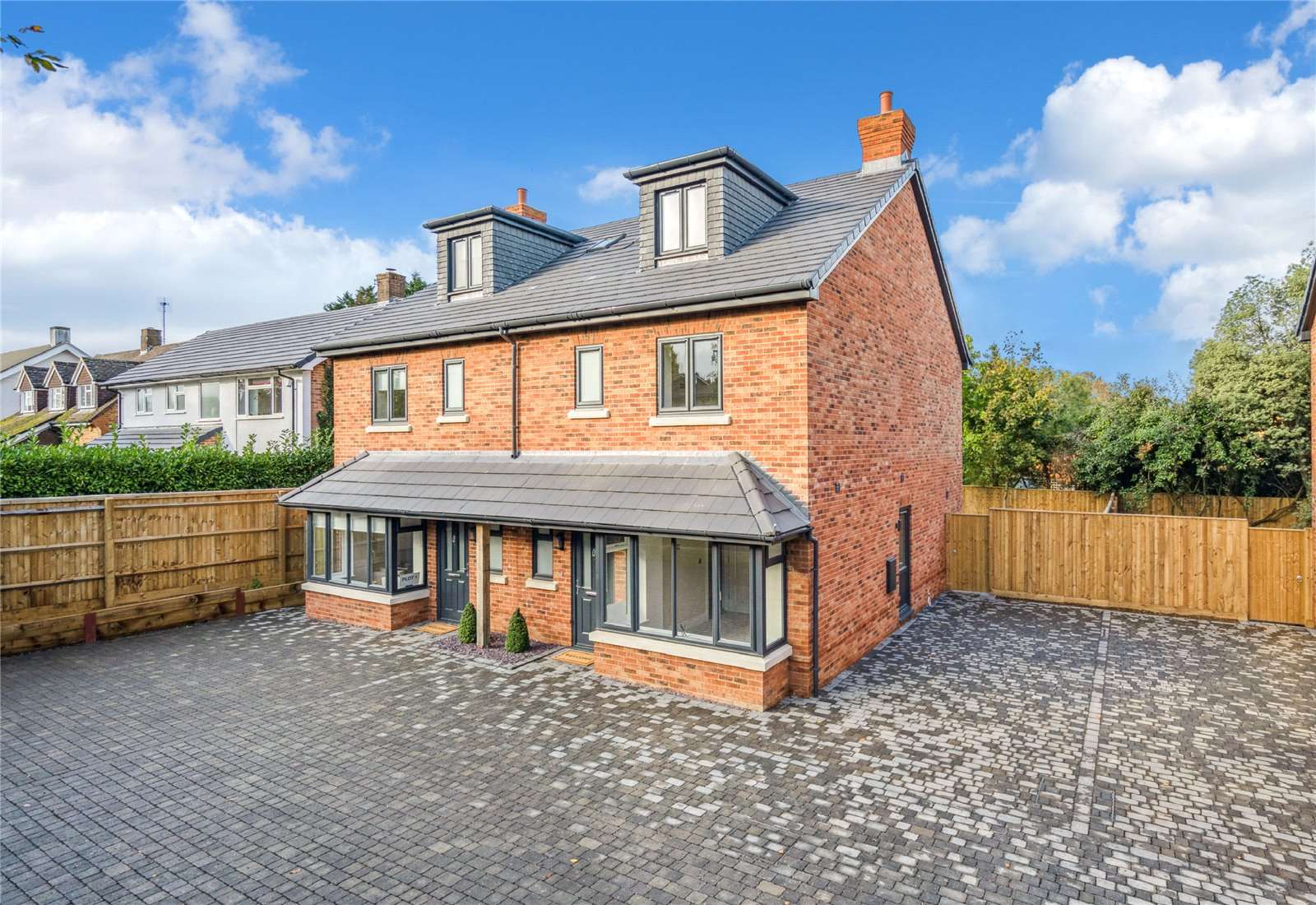 The Mayflowers, Mayflower Way, Beaconsfield, Buckinghamshire, HP9 1UE