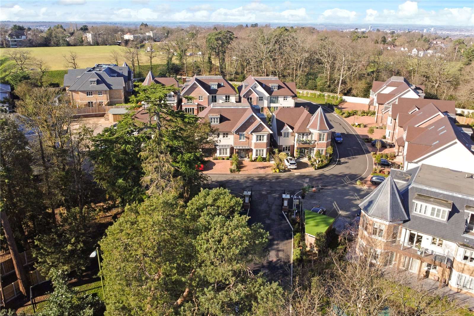 Heathbourne Road, Bushey Heath, Bushey, Hertfordshire, WD23 1PB New