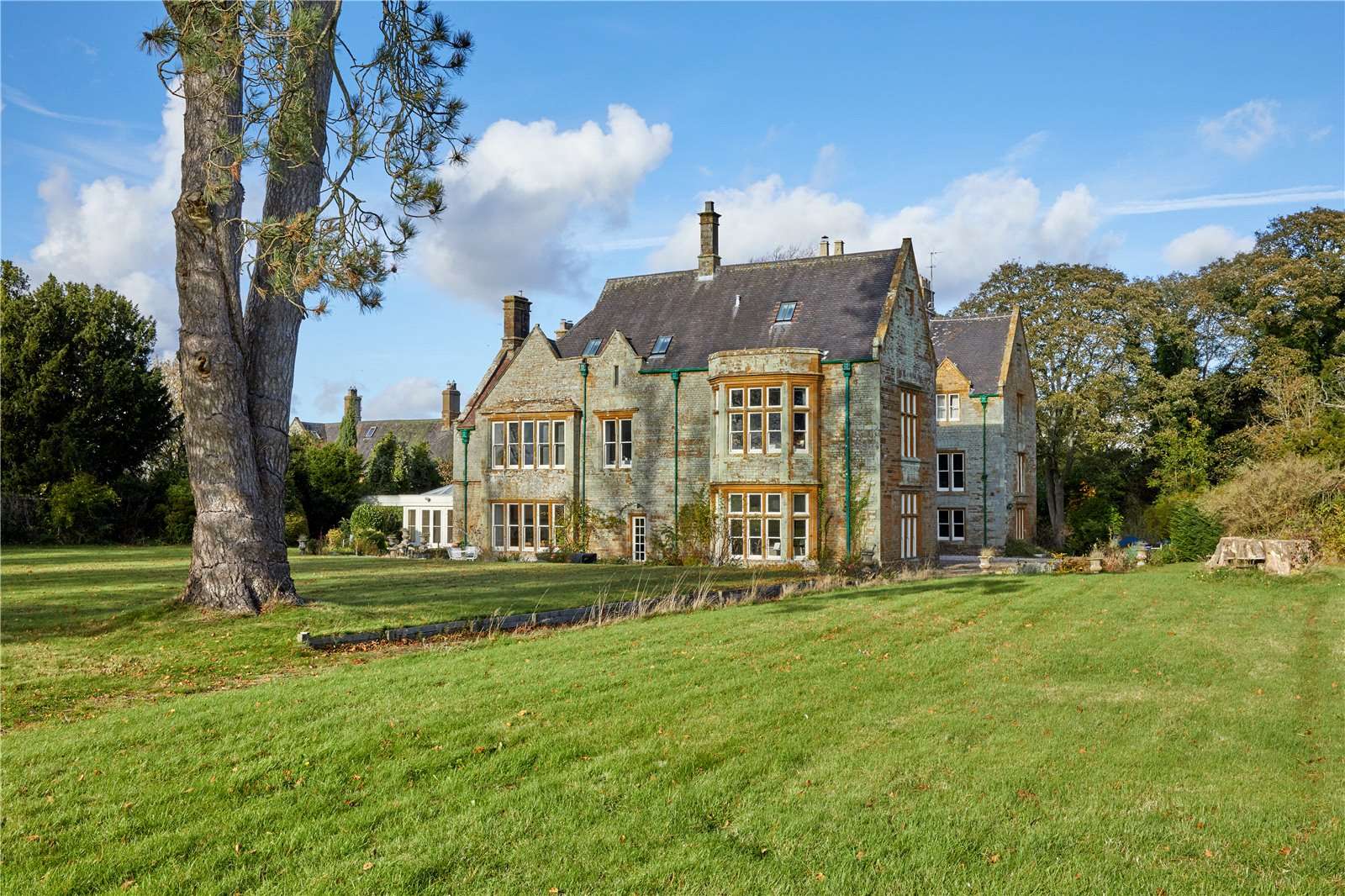 The Manor, Banbury Road, Moreton Pinkney, Daventry, NN11 3SJ Property