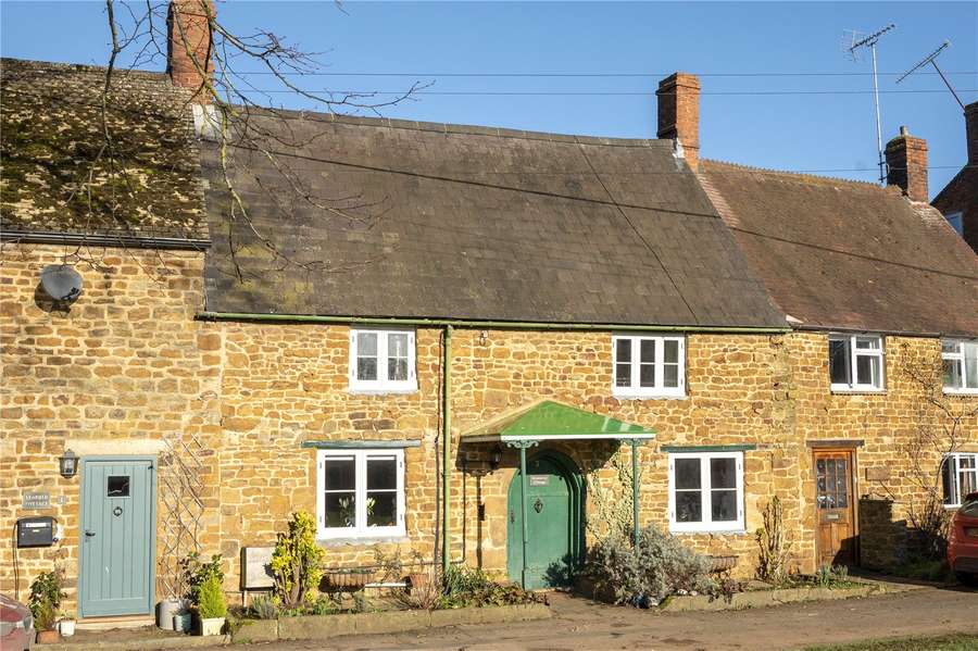 Culworth Road, Chipping Warden, Banbury, Oxfordshire, OX17 1LB