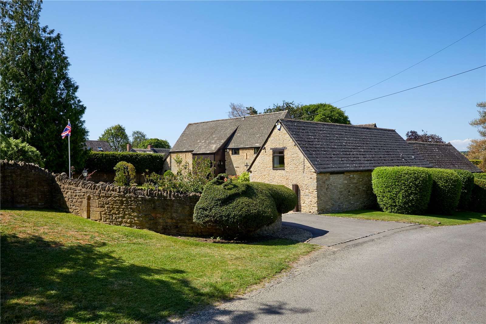 Mill Lane, Upper Heyford, Bicester, Oxfordshire, OX25 5LH Property