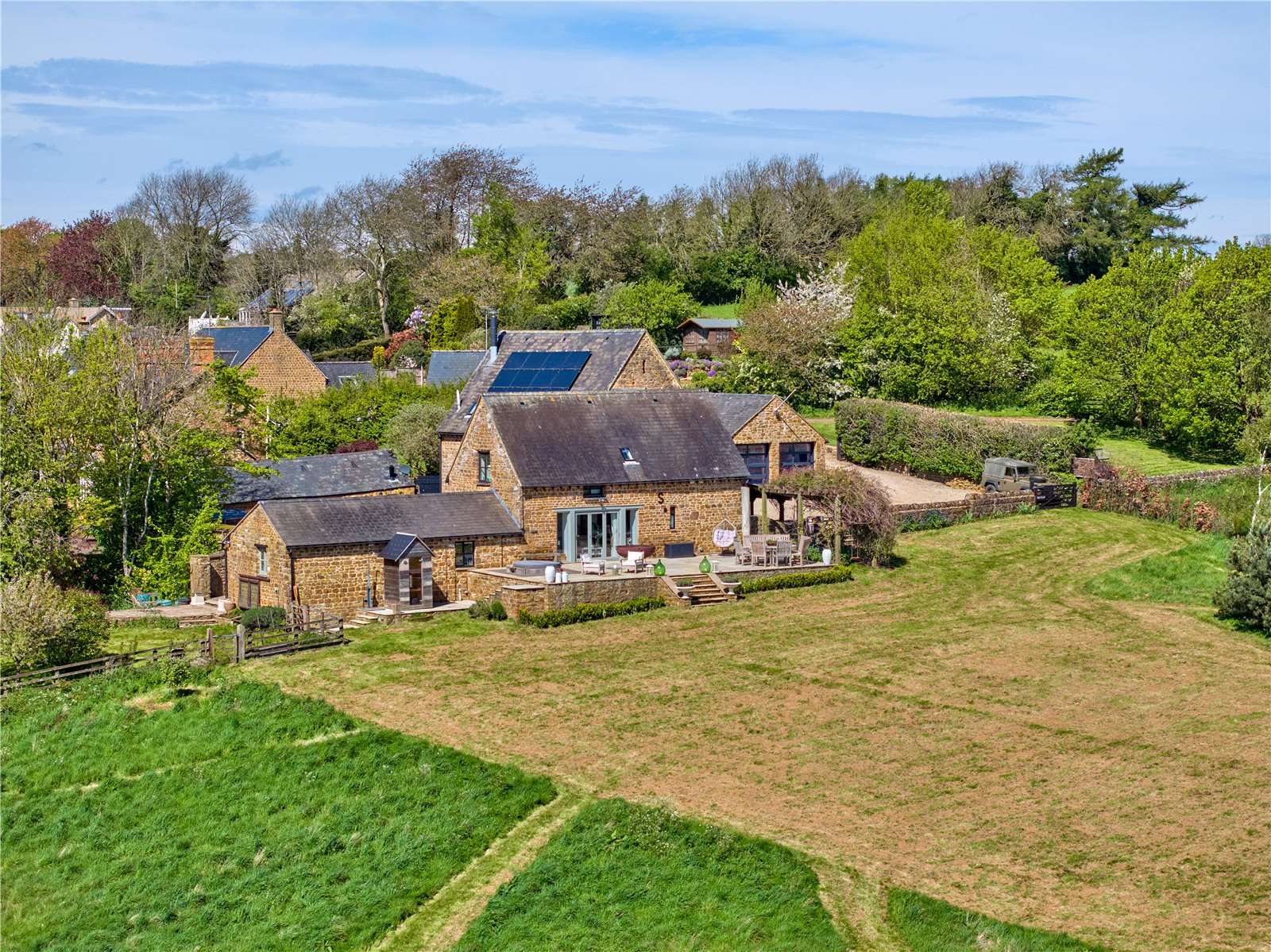 School Lane, North Newington, Banbury, Oxfordshire, OX15 6AQ Property