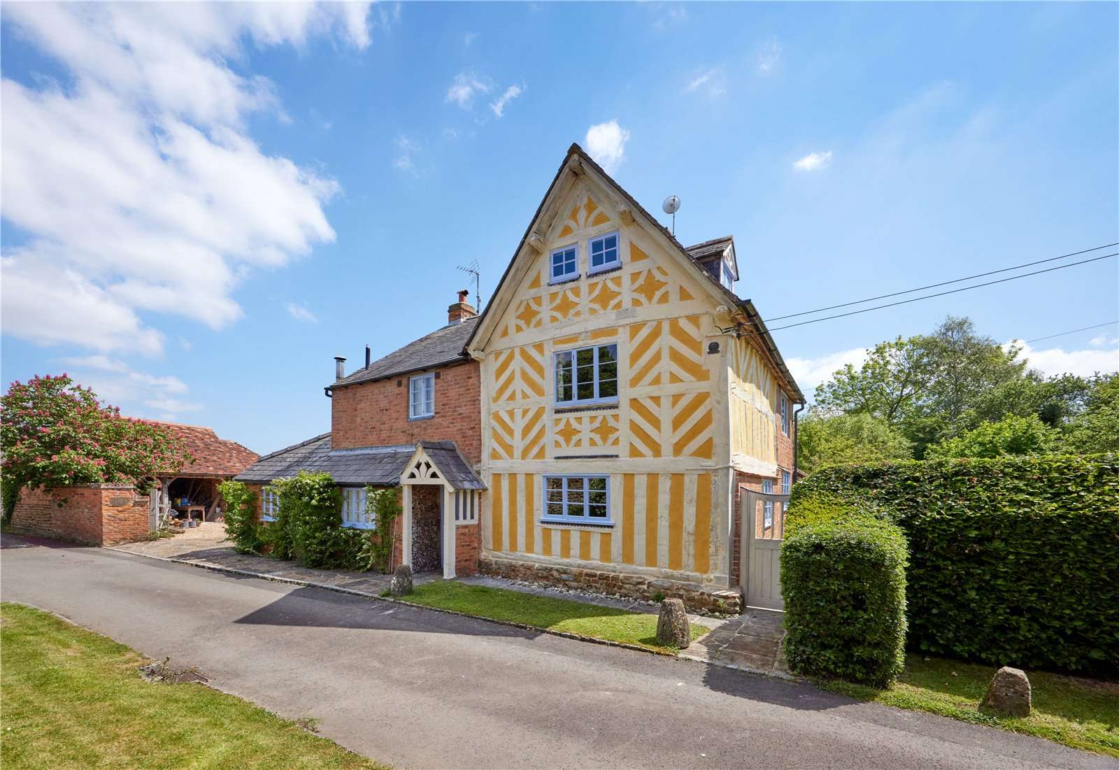 Rouse Lane, Oxhill, Warwick, South Warwickshire, CV35 0NZ Property