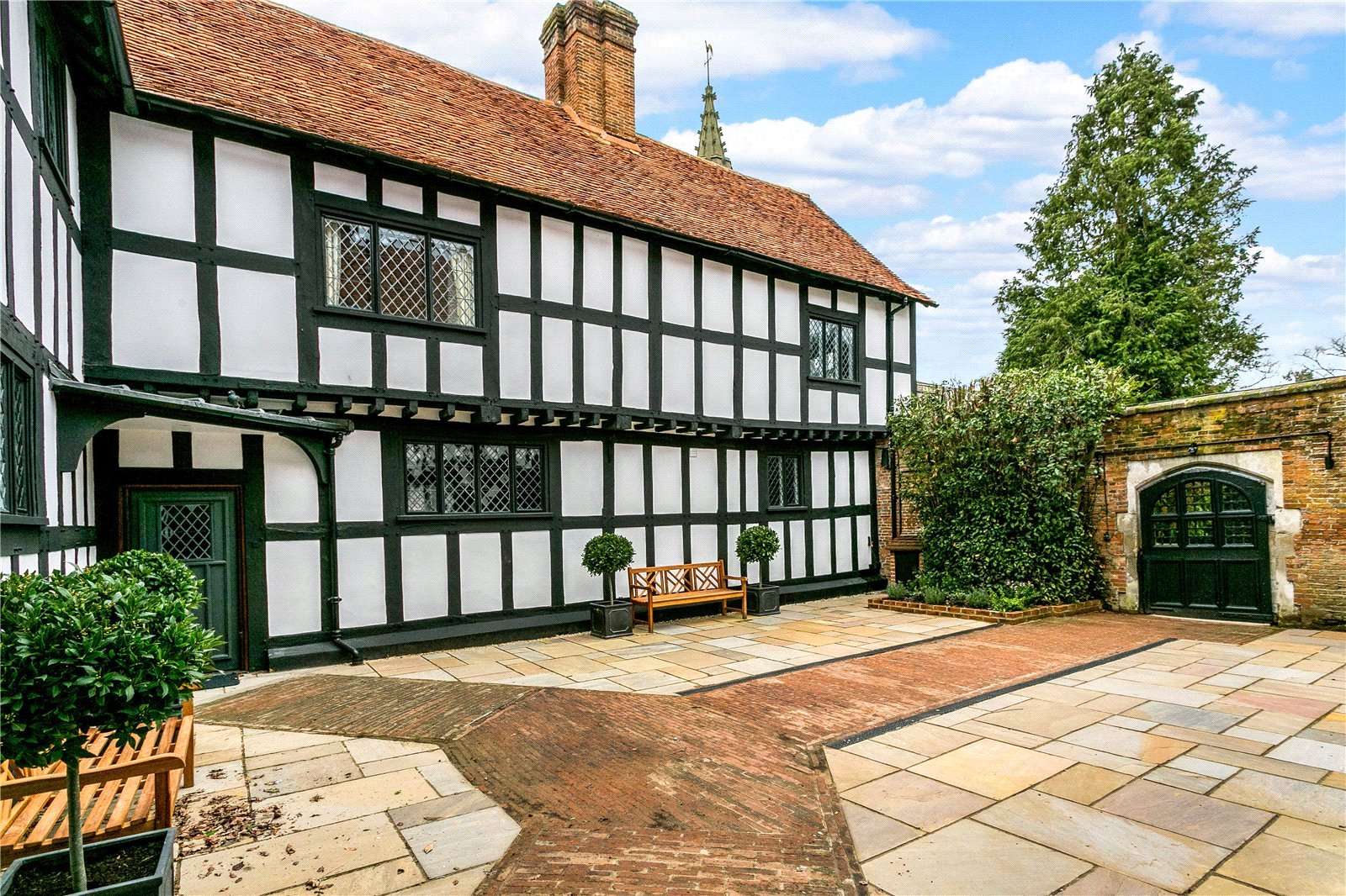 Windsor End, Beaconsfield, Buckinghamshire, HP9 2JW Property for sale