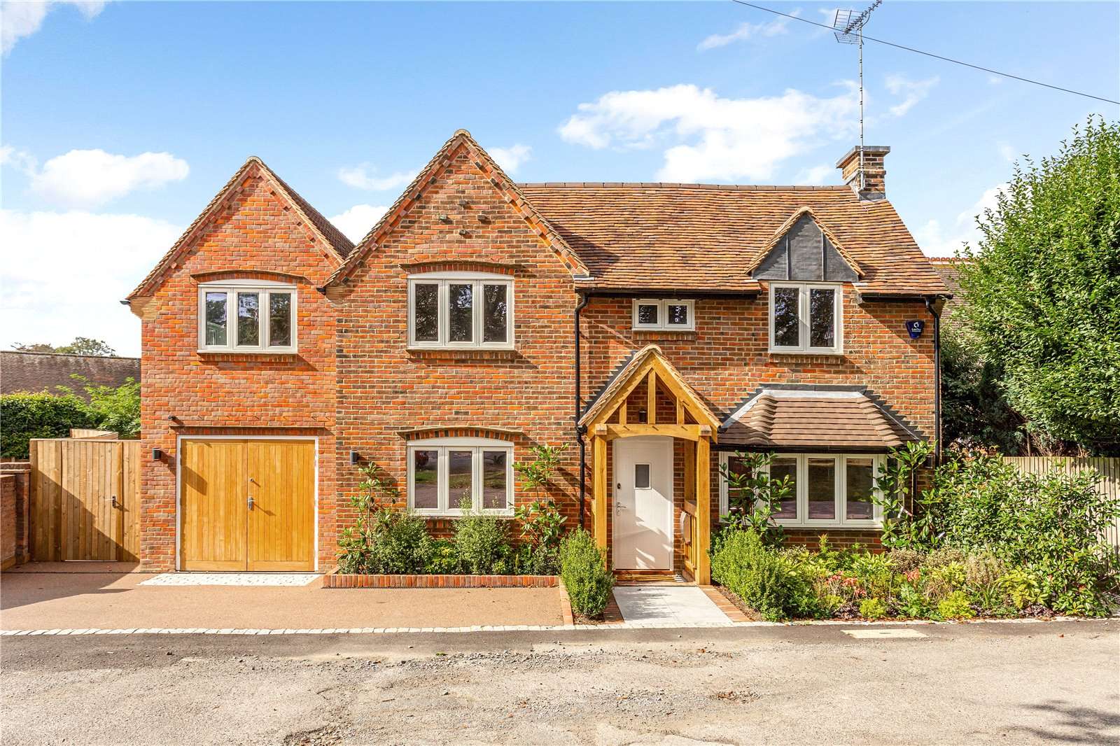 Church Road, Penn, High Buckinghamshire, HP10 8LN Property