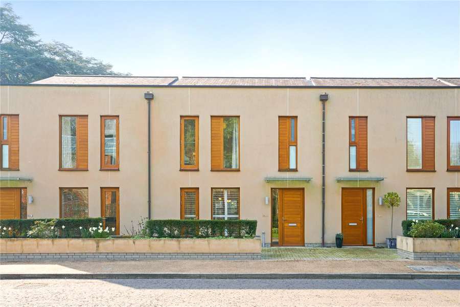 Cliveden Gages, Taplow, Maidenhead, Berkshire, SL6 0GA Property for