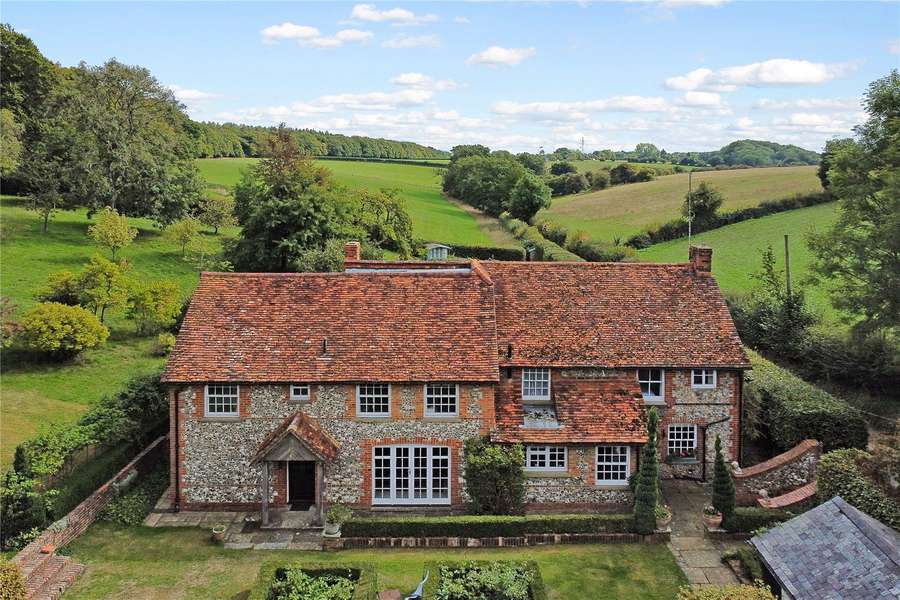 Lily Bottom Lane, Parslows Hillock, Princes Risborough, Buckinghamshire