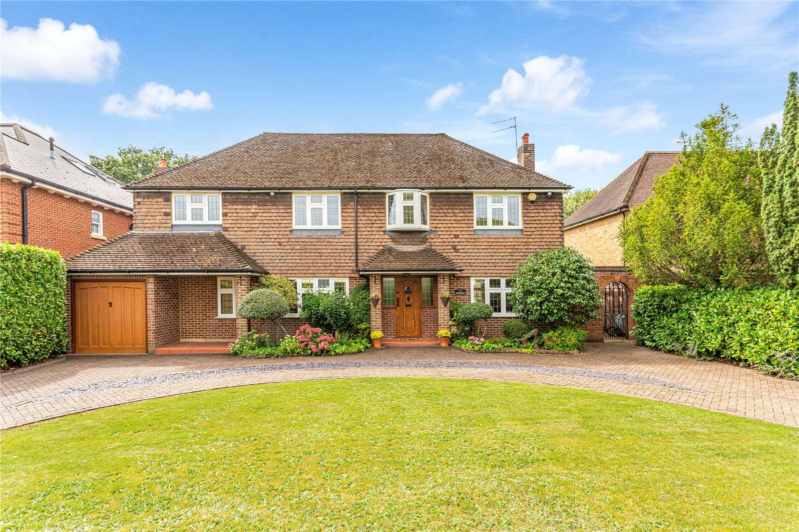 Dukes Wood Drive, Gerrards Cross, Buckinghamshire, SL9 7LR Property