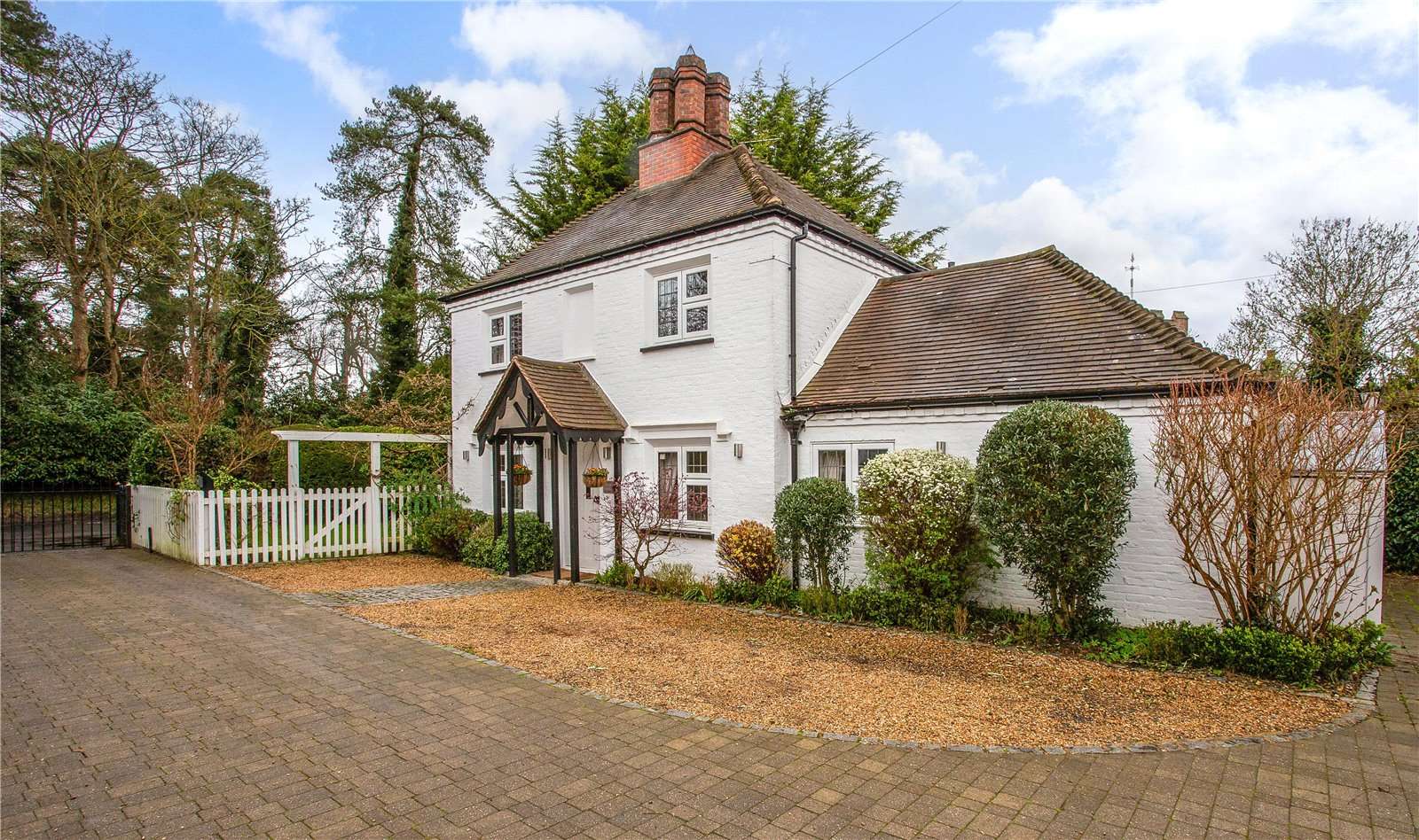 Windmill Road, Fulmer, SL3 6HD Property for sale Savills