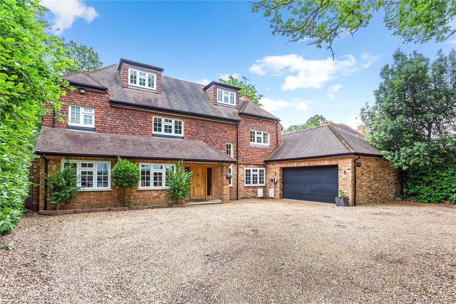 Howards Thicket, Gerrards Cross, Buckinghamshire, SL9 7NX Property