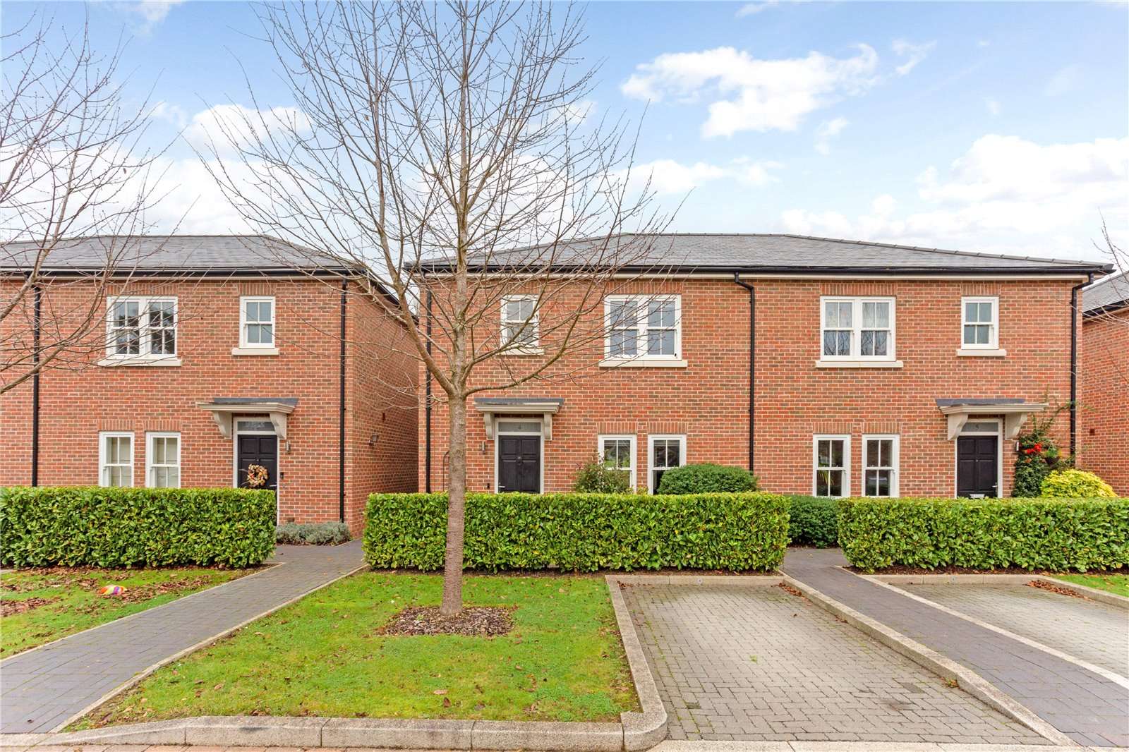 Mobbs Close, Stoke Poges, Slough, SL2 4FF Property for sale Savills