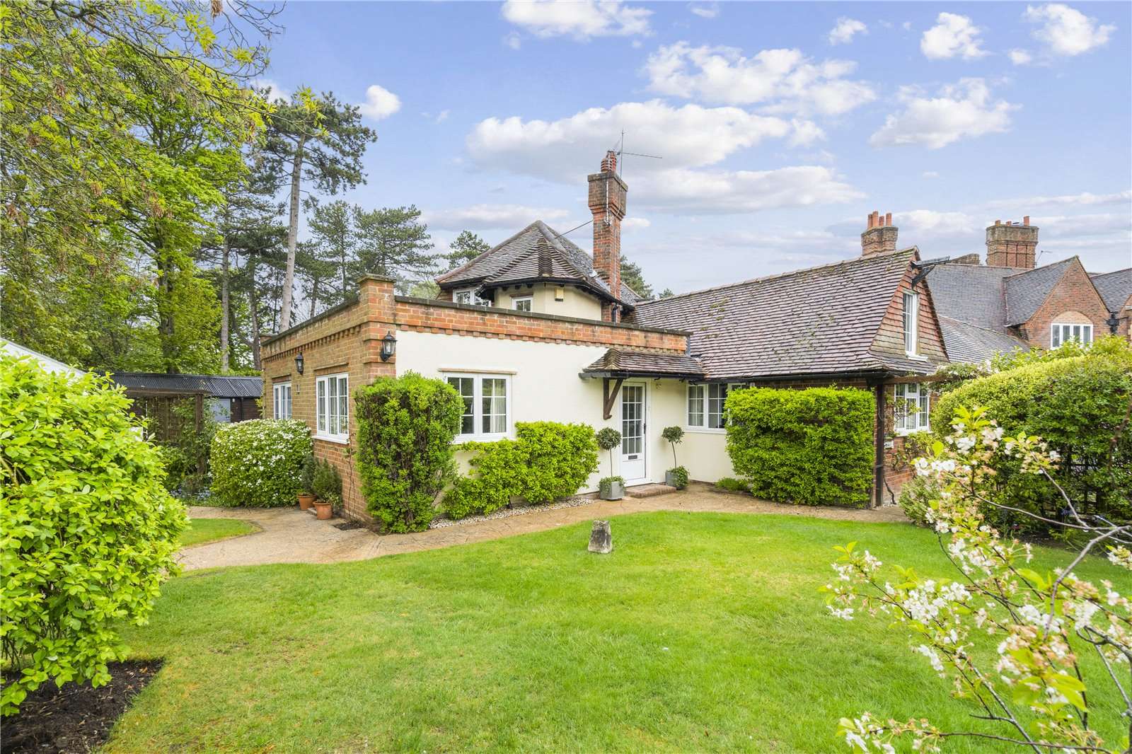 Drews Park, Knotty Green, Beaconsfield, Buckinghamshire, HP9 2TT Property for sale Savills
