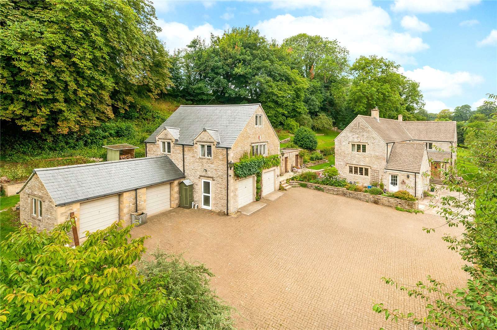 Lower North Wraxall, Wiltshire, SN14 7AA Biens à vendre Savills