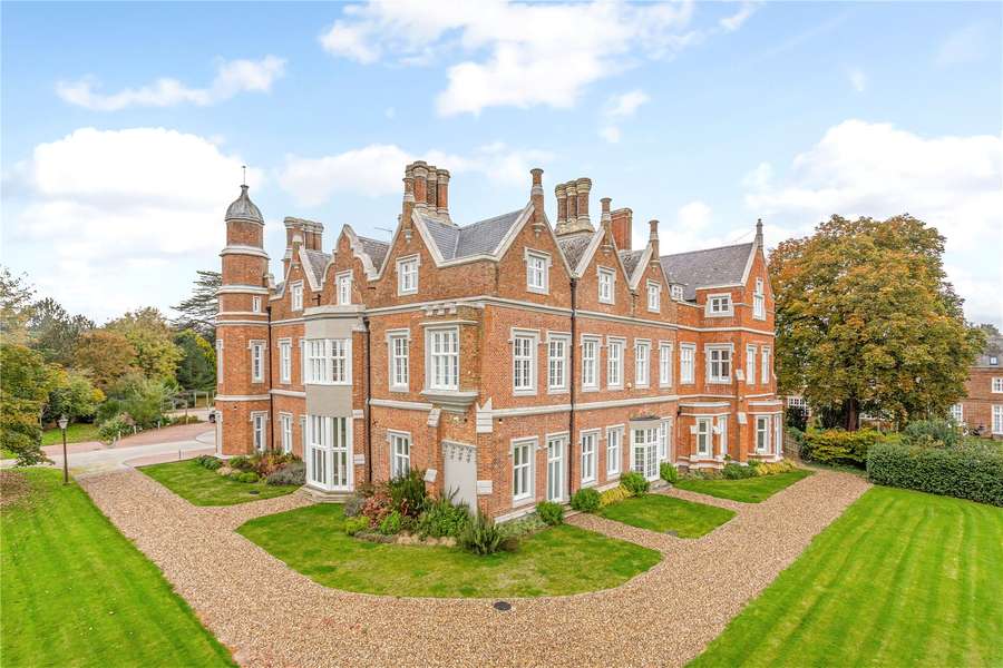 Hamels Mansion, Hamels Park, Buntingford, Hertfordshire, SG9 9NA