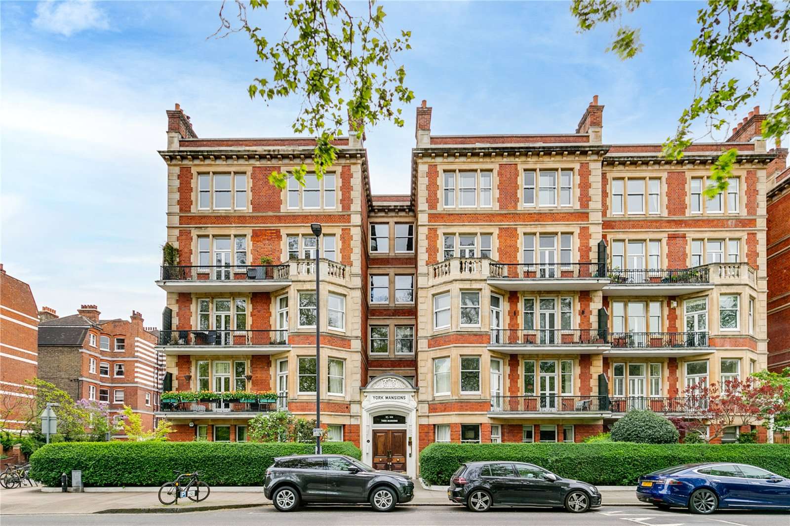 York Mansions, Prince of Wales Drive, London, SW11 4BN Property for