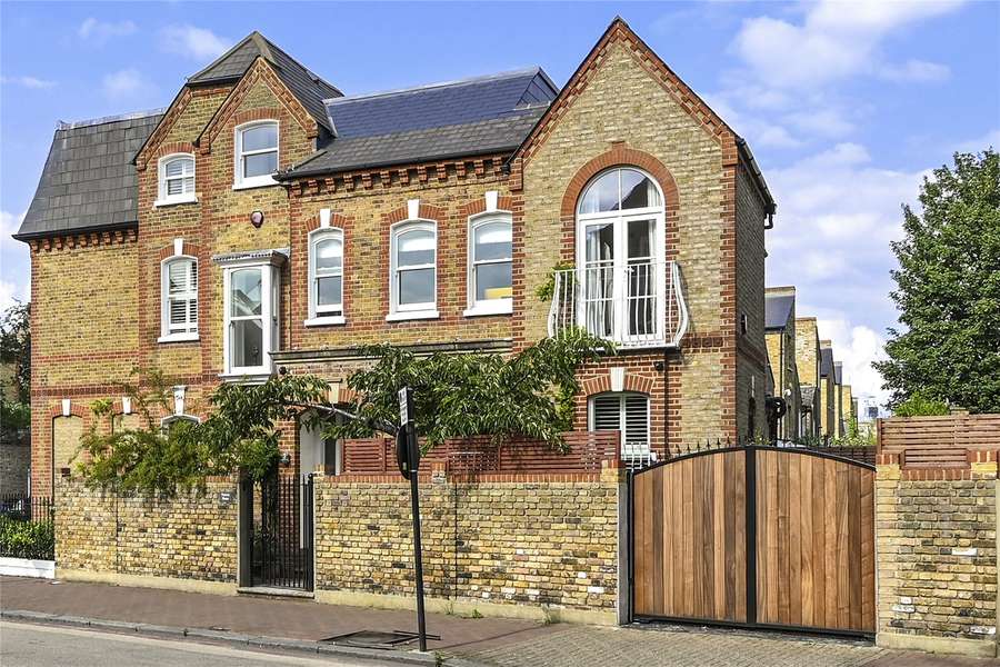 Brynmaer Road, Battersea, London, SW11 4EN Property for sale Savills