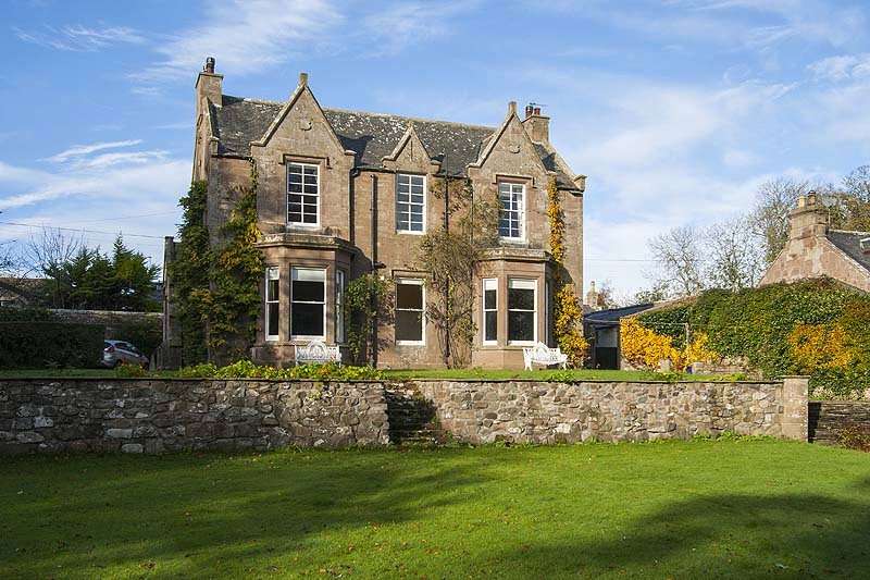 Savills Alma House, Ecclesgreig Road, St Cyrus, Kincardineshire, DD10