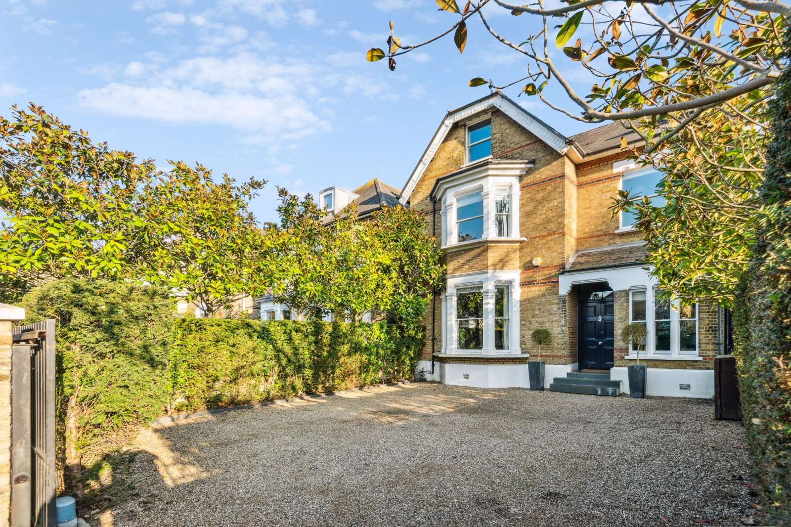 Castelnau, Barnes, London, SW13 9ET Property to rent Savills