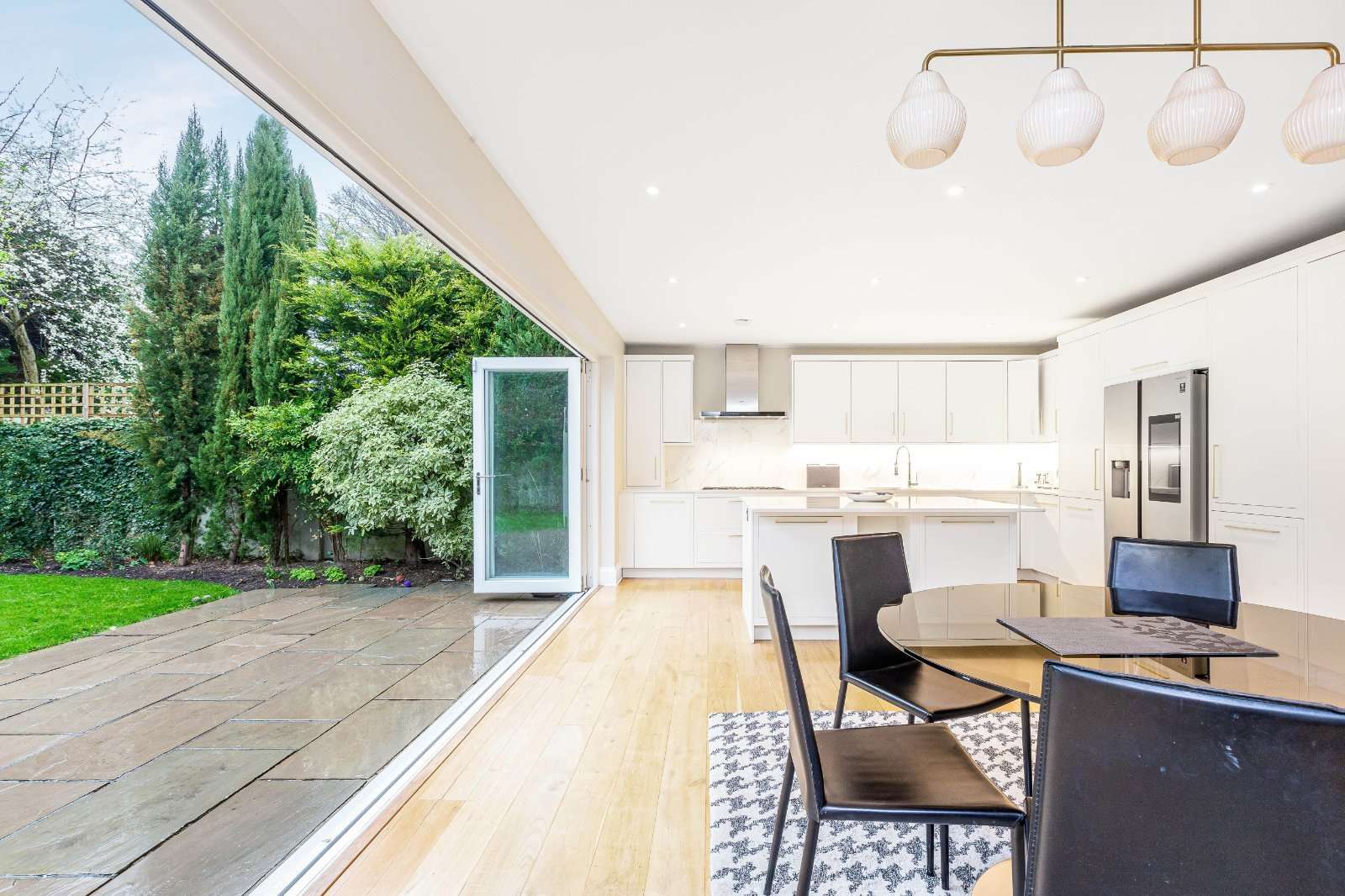 West Temple Sheen, East Sheen, London, SW14 7AP Property to rent