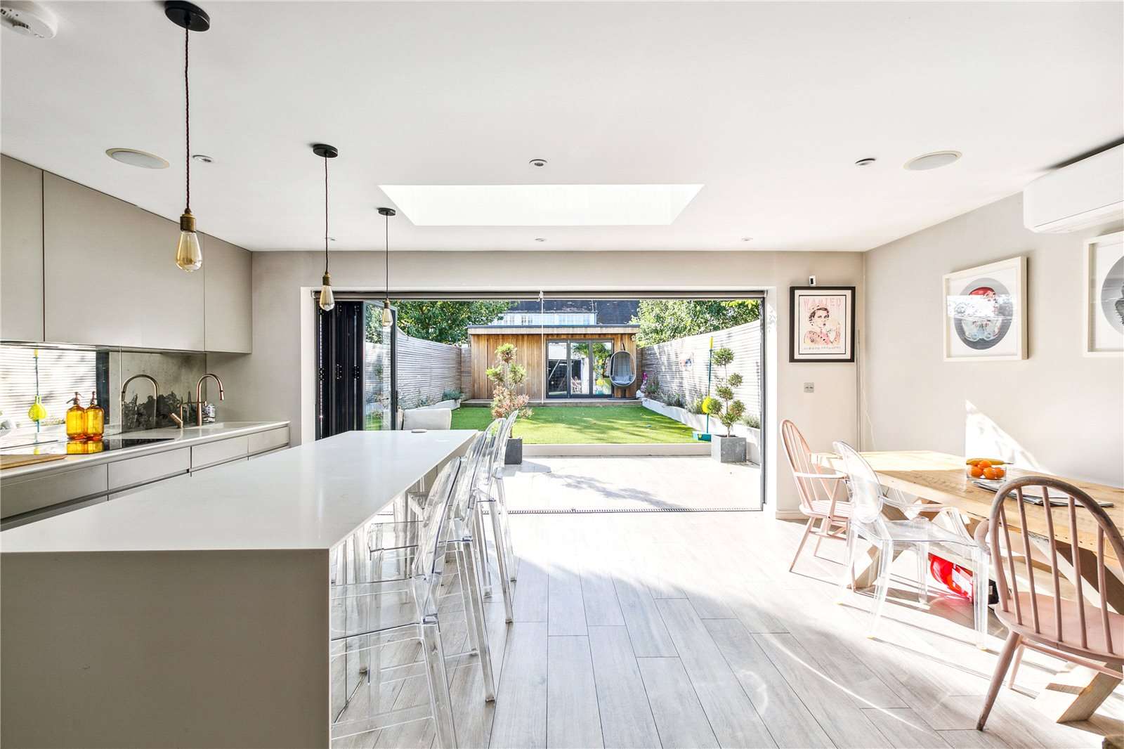 Kilmington Road, Barnes, London, SW13 9BZ Bất động sản để bán Savills