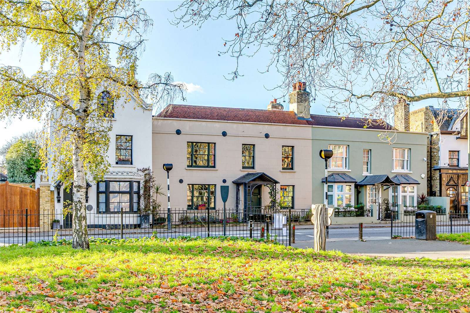 Station Road, Barnes, London, SW13 0LP Property for sale Savills