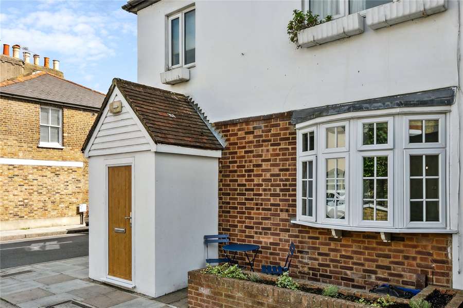 Westfields Avenue, Barnes, London, SW13 0AU Property for sale Savills