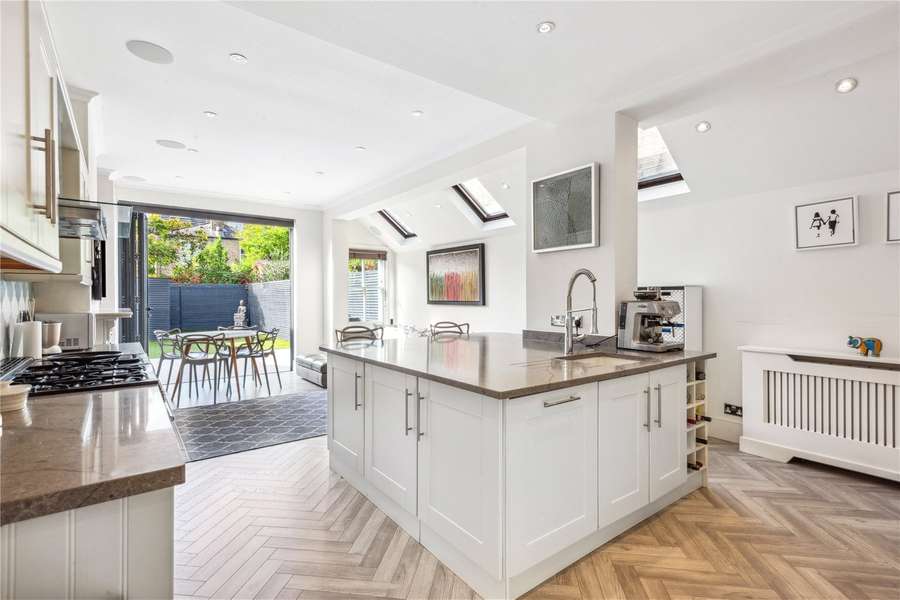 Elm Grove Road, Barnes, London, SW13 0BS Property for sale Savills