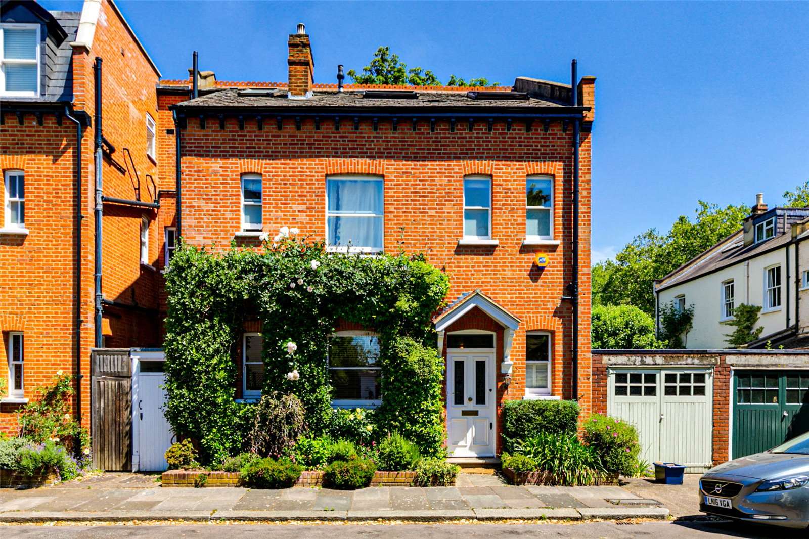 Savills Cedars Road, Barnes, London, SW13 0HP Properties for sale