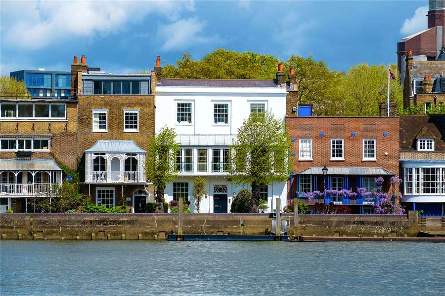 Savills Lower Mall Hammersmith London W6 9dj Property For Sale