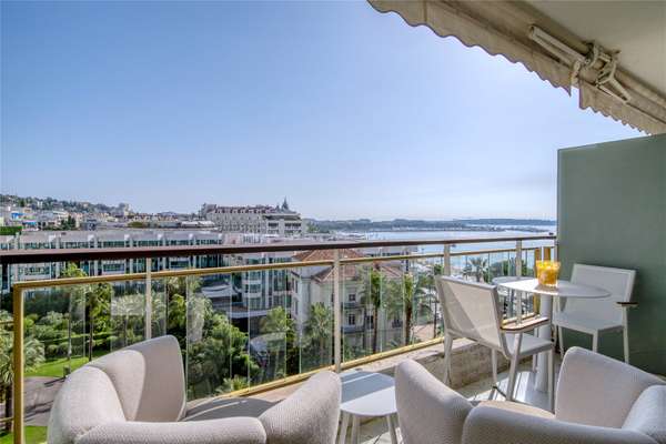 Terrace Cannes