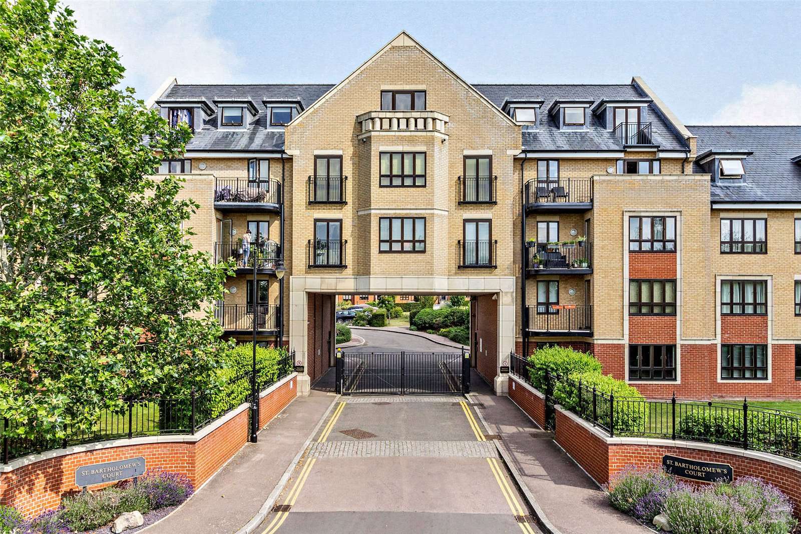 St Bartholomews Court, Riverside, Cambridge, Cambridgeshire, CB5 8JD