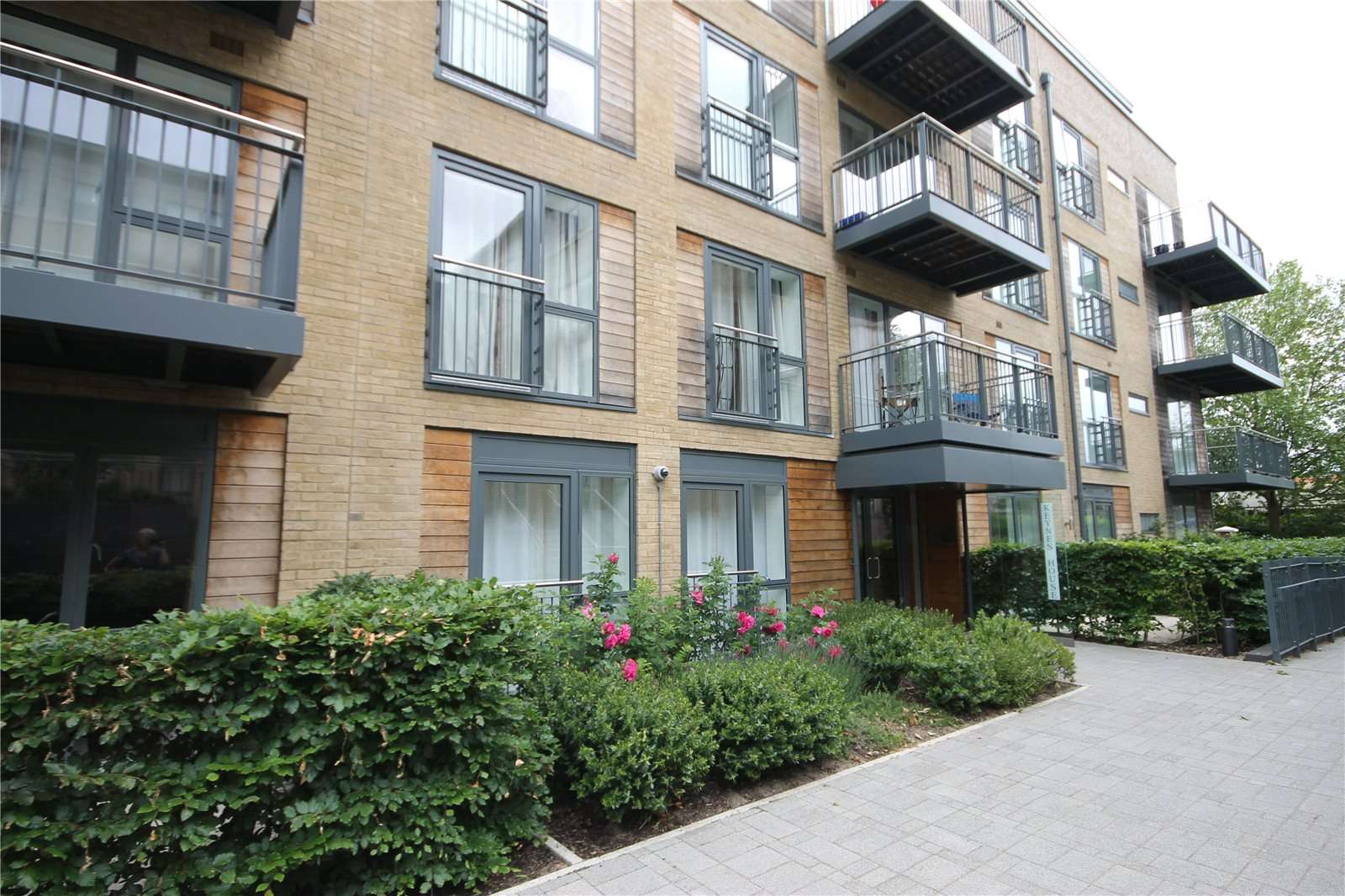 Keynes House, Kingsley Walk, Cambridge, CB5 8NZ Property to rent