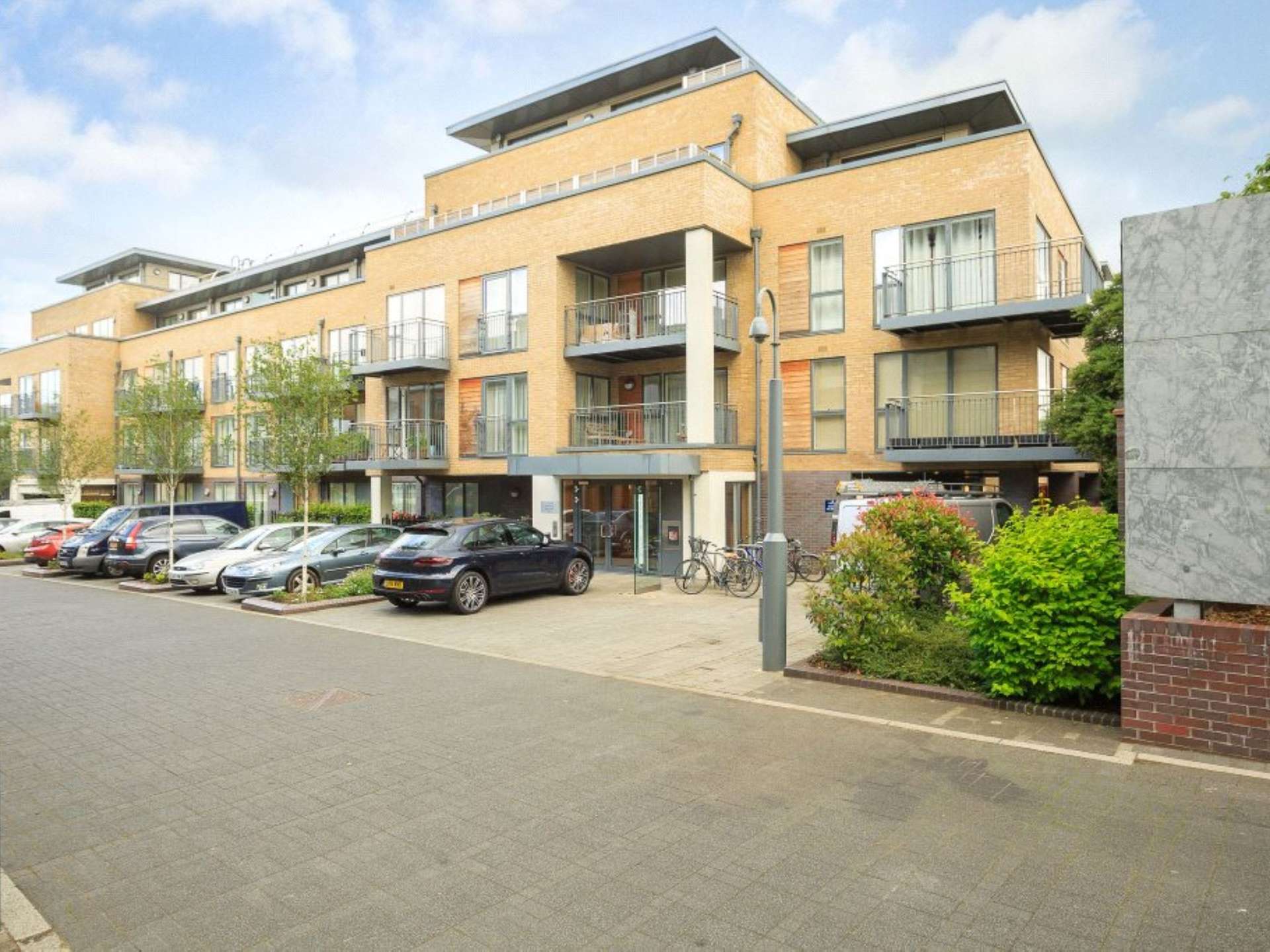 Newton Court, Kingsley Walk, Cambridge, CB5 8TH プロパティ 賃貸 Savills